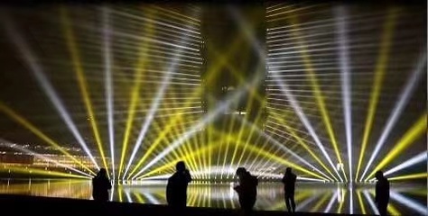 KTV燈光設(shè)備選購 打造獨(dú)特氛圍，盡在德碩舞臺(tái)燈光